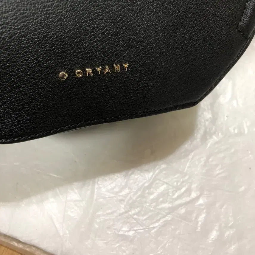 [BUNJANG] Oryany Crossbody Bag / 오야니 크로스백@9940