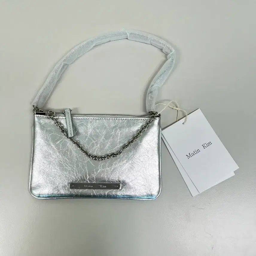 [BUNJANG] Matinkim Glossy Leather Micro Silver Mini Bag / [정품/새상품] 마뗑킴 글로시 레더 마이크로  실버 미니백