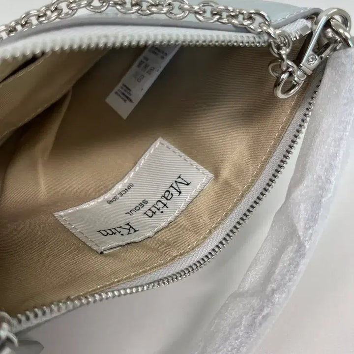 [BUNJANG] Matinkim Glossy Leather Micro Silver Mini Bag / [정품/새상품] 마뗑킴 글로시 레더 마이크로  실버 미니백