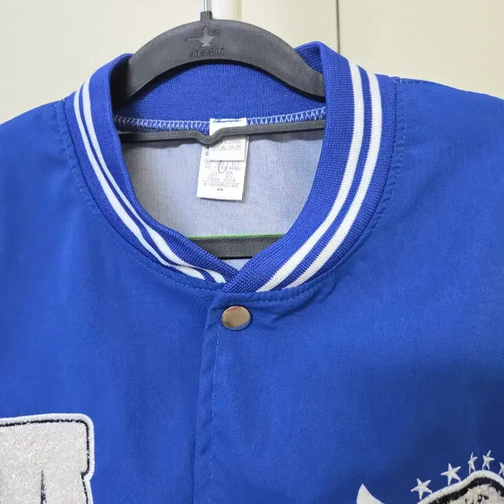 [BUNJANG] Blue and White Baseball Jacket / 블루 화이트 배색 야구 점퍼