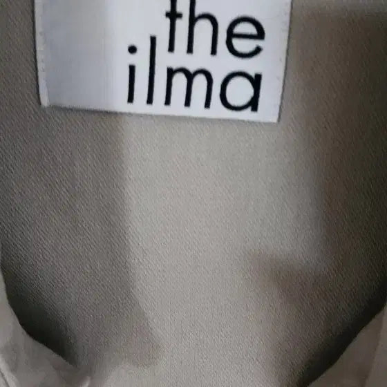 [SOLD OUT] the ilma 롱셔츠 블라우스