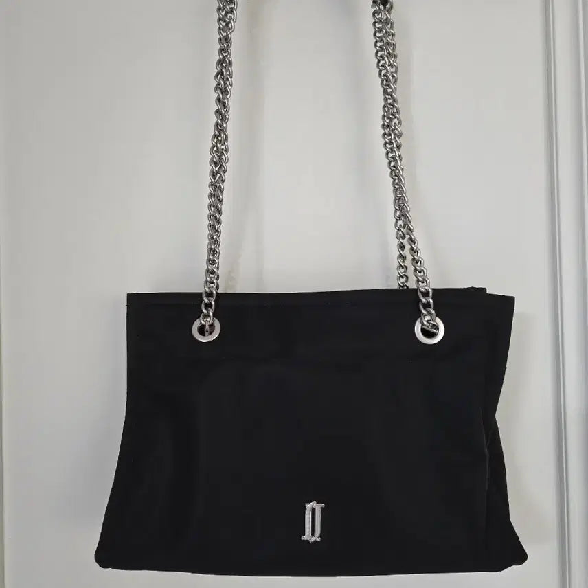 [SOLD OUT] 제이에스티나 나일론 체인 숄더백