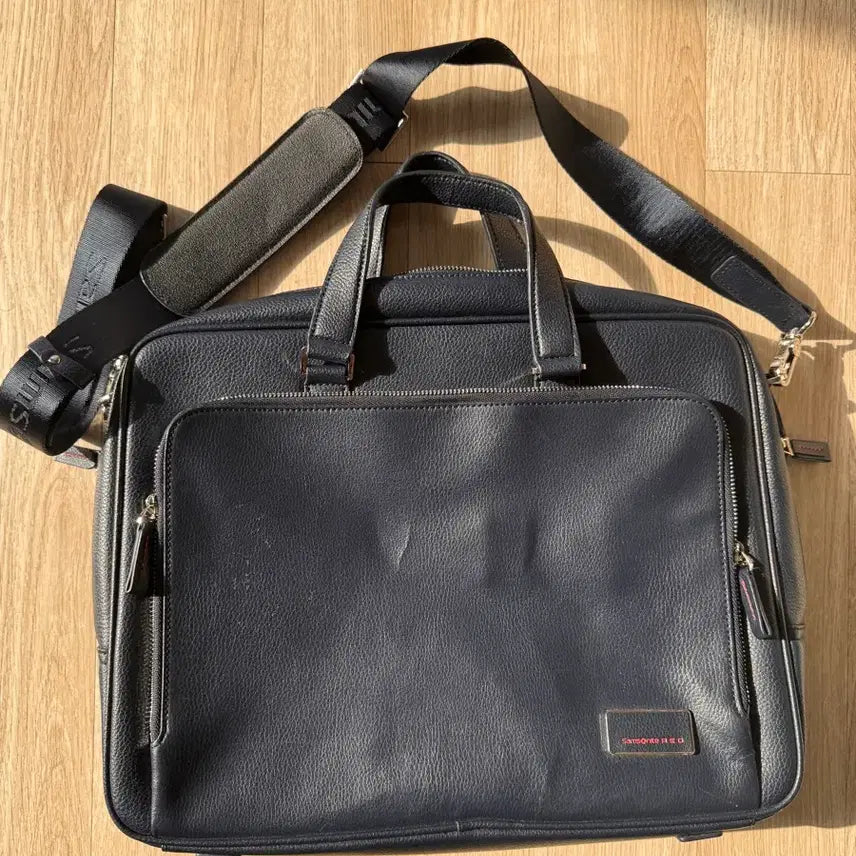 [SOLD OUT] 쌤소나이트 남성 서류가방 Newvico2 네이비