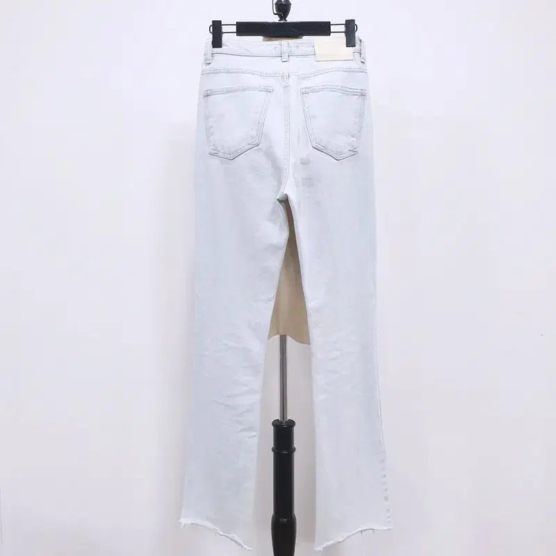 [BUNJANG] WE ARE Premium Denim Pants / WE ARE 위아 프리미엄 데님 팬츠