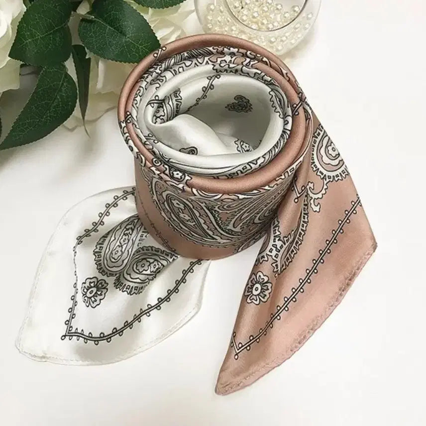 [SOLD OUT] 페이즐리 스카프 아이보리/핑크(새상품)