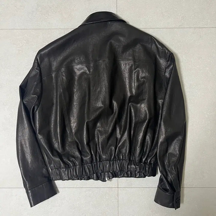 [SOLD OUT] 쿠어 램스킨 블루종(블랙 M)