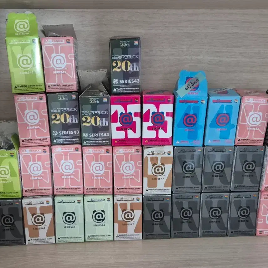 [SOLD OUT] 베어브릭 시리즈