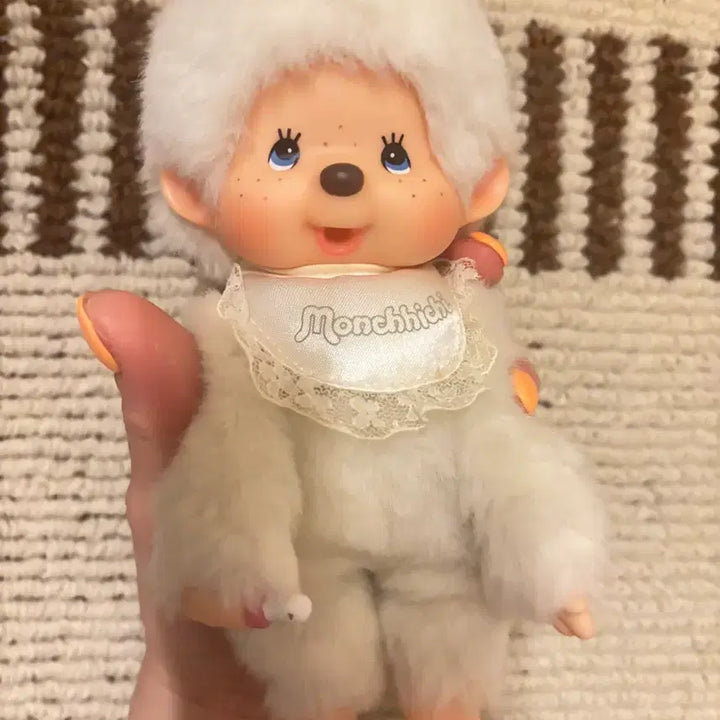 [BUNJANG] Monchhichi White Doll / 몬치치 화이트 인형