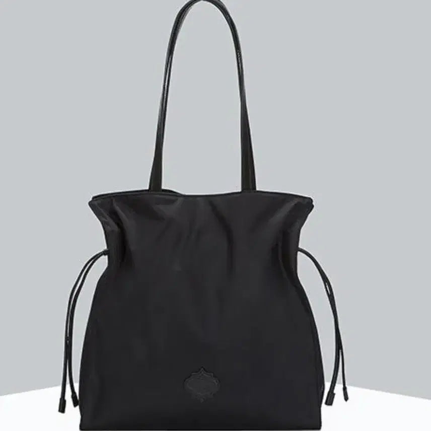 [BUNJANG] Oryany Jamie N Nylon Shoulder Bag / 오야니 제이미 N 쇼퍼오야니 제이미 N 쇼퍼
