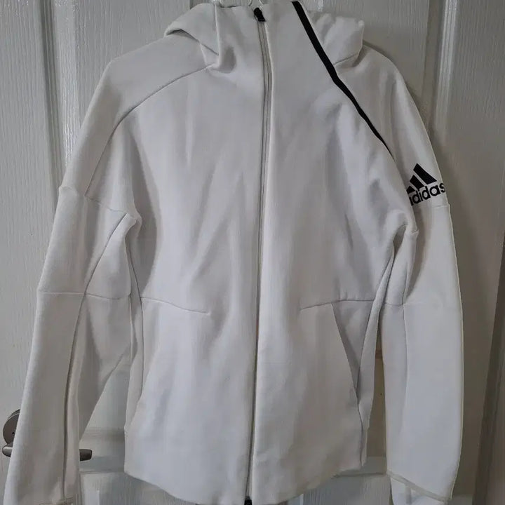 [BUNJANG] Adidas White Hoodie Zip-up / 아디다스 화이트 후드 집업