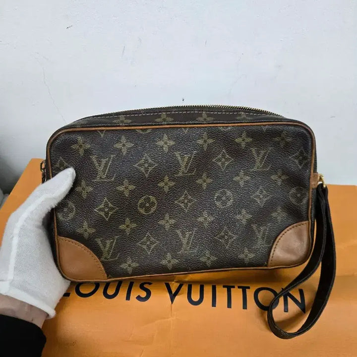 [BUNJANG] Louis Vuitton Mali Dragon Clutch Bag / [보증서 정품] 루이비통 말리 드래곤 클러치백