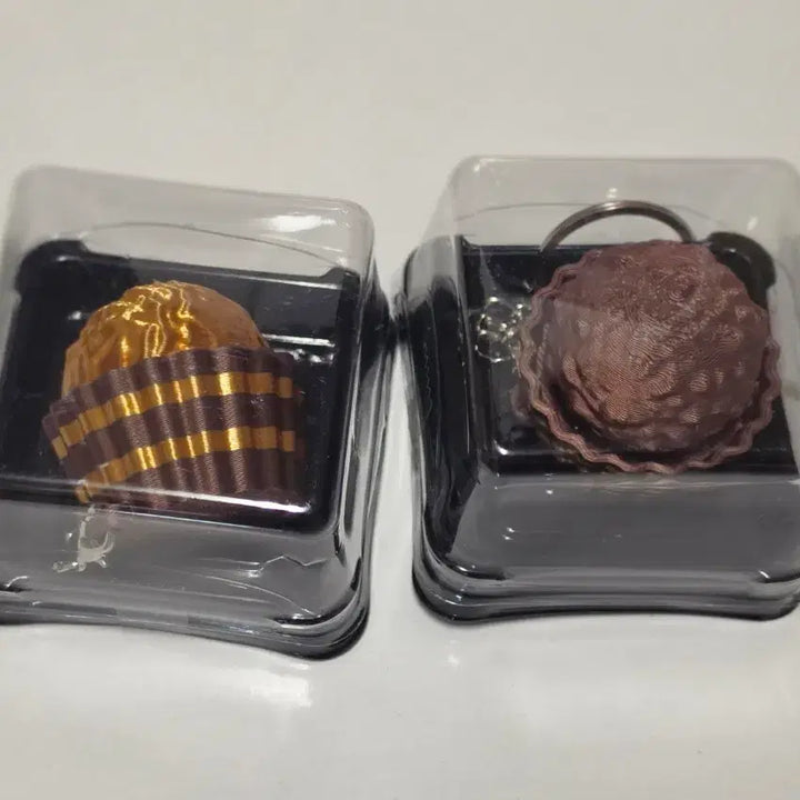 [SOLD OUT] 페레로로쉐 초콜릿 클리커 키링 2종 세트