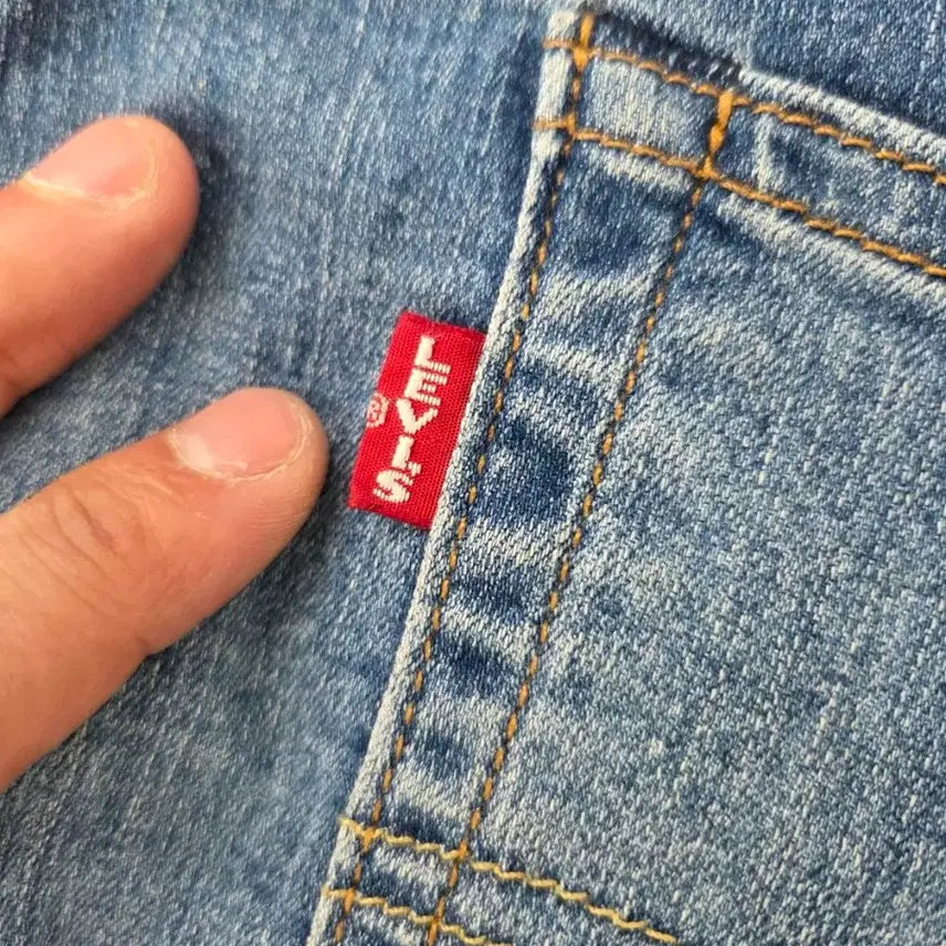 [SOLD OUT] [LEVI&