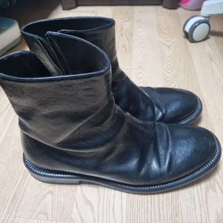 [BUNJANG] Gradas 01 Boots / 그라더스 부츠 01   41  사이즈 260