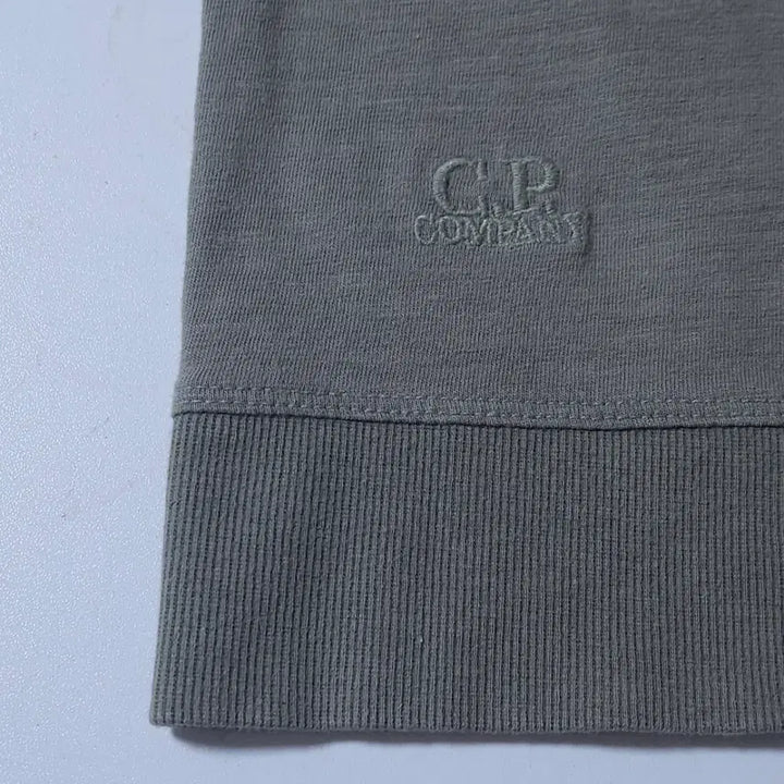 [SOLD OUT] Cp씨피컴퍼니 팔 포켓 긴팔 티셔츠 카키