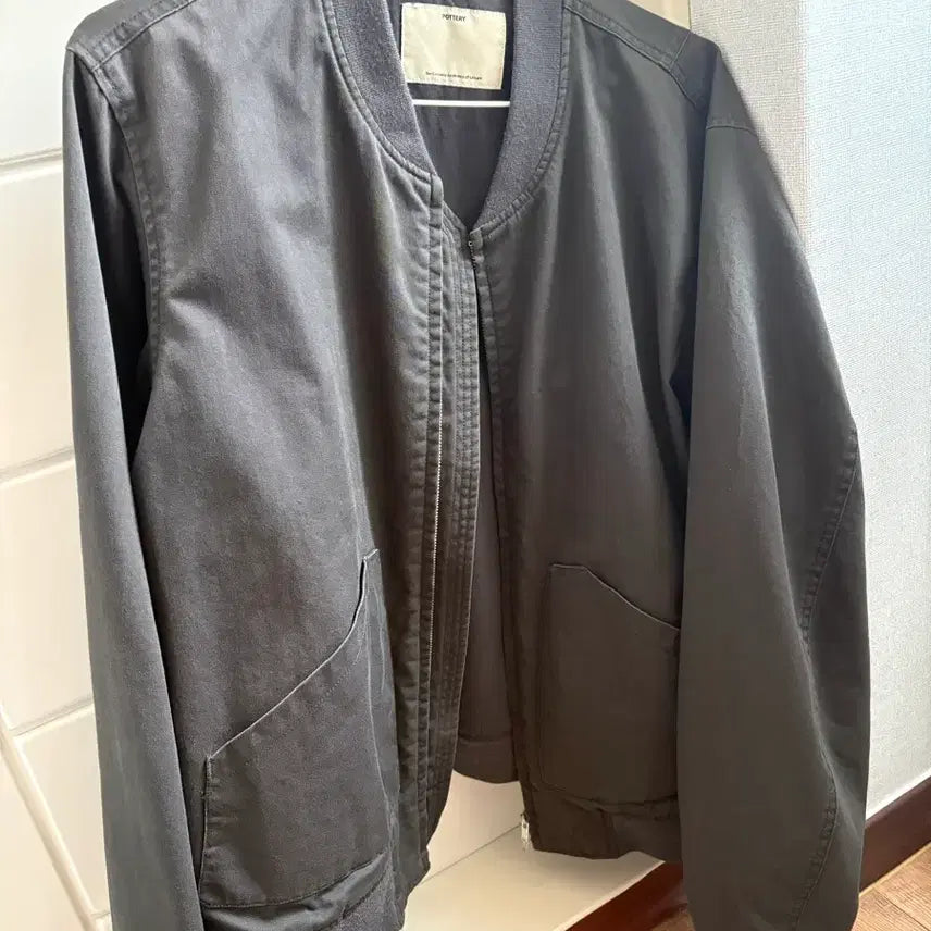 [SOLD OUT] 포터리 러스틱봄버 2사이즈