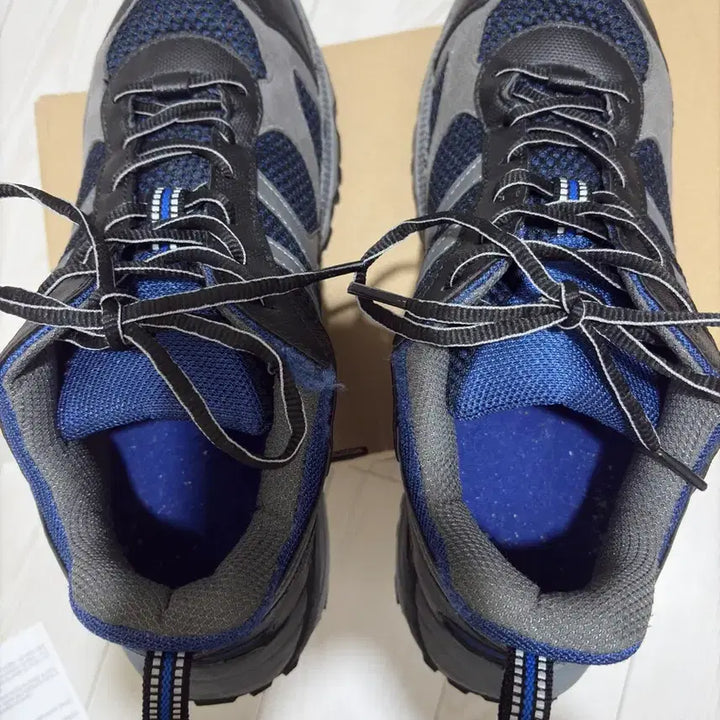 [BUNJANG] Czech Army Trainer Sneakers 275mm / [연휴할인] 체코군 보급 트레이너 신발 운동화 275(체감 270)