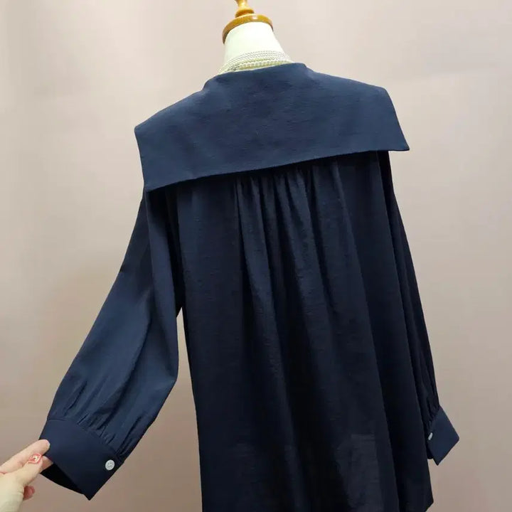 [SOLD OUT] PAGE 세일러빅카라 블라우스