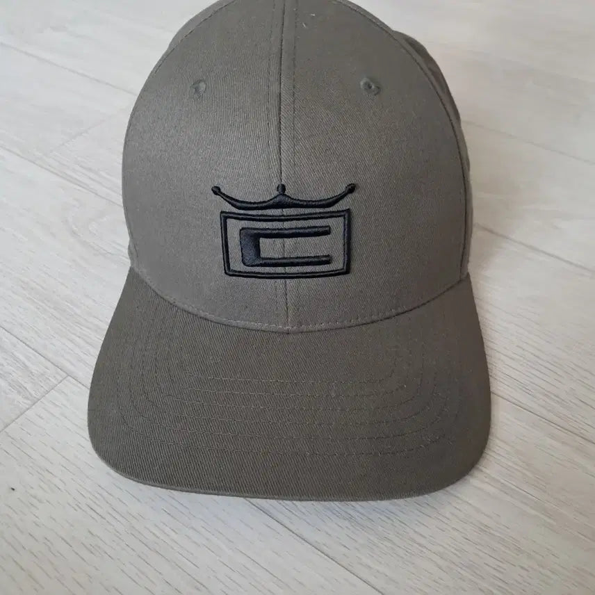 [SOLD OUT] 코브라 모자