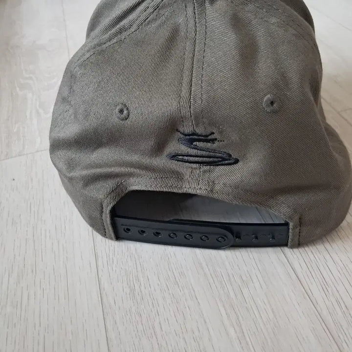 [SOLD OUT] 코브라 모자