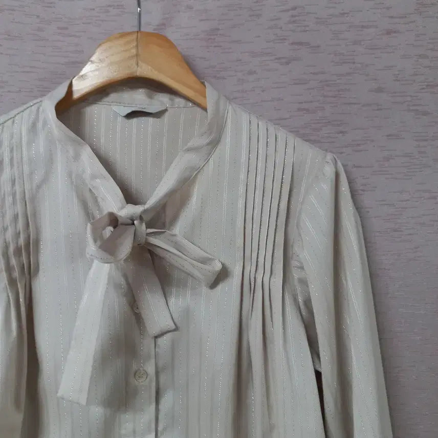 [BUNJANG] MODO Pearl Pleated Blouse / B4-15/MODO 펄배색 핀턱주름  셔링 블라우스 여성