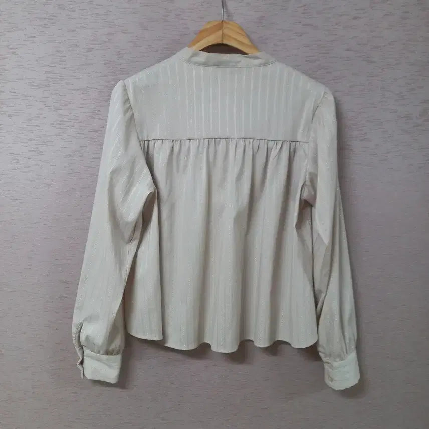 [BUNJANG] MODO Pearl Pleated Blouse / B4-15/MODO 펄배색 핀턱주름  셔링 블라우스 여성