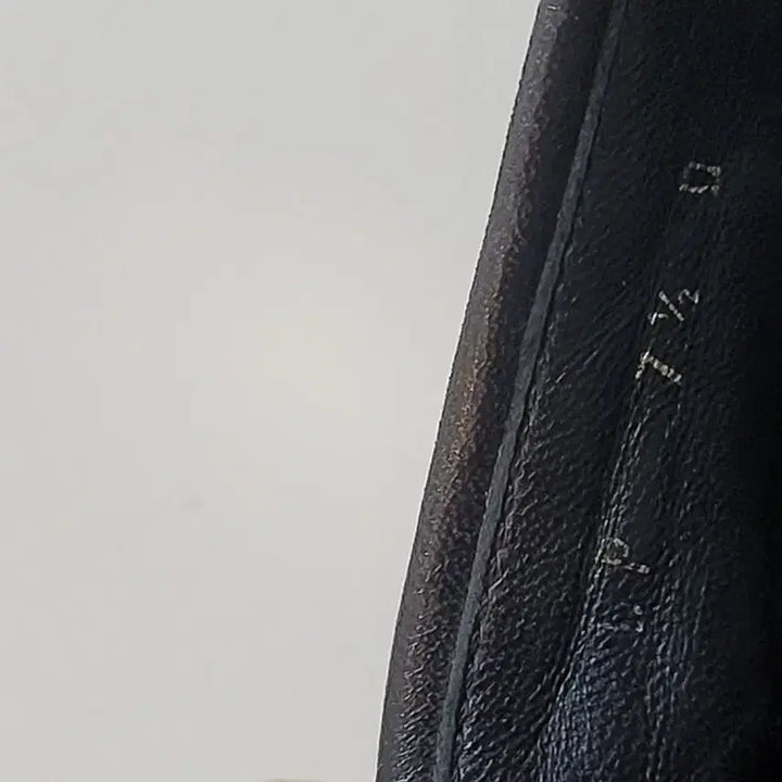 [SOLD OUT] 살바토레 페라가모 슬리퍼 뮬 245
