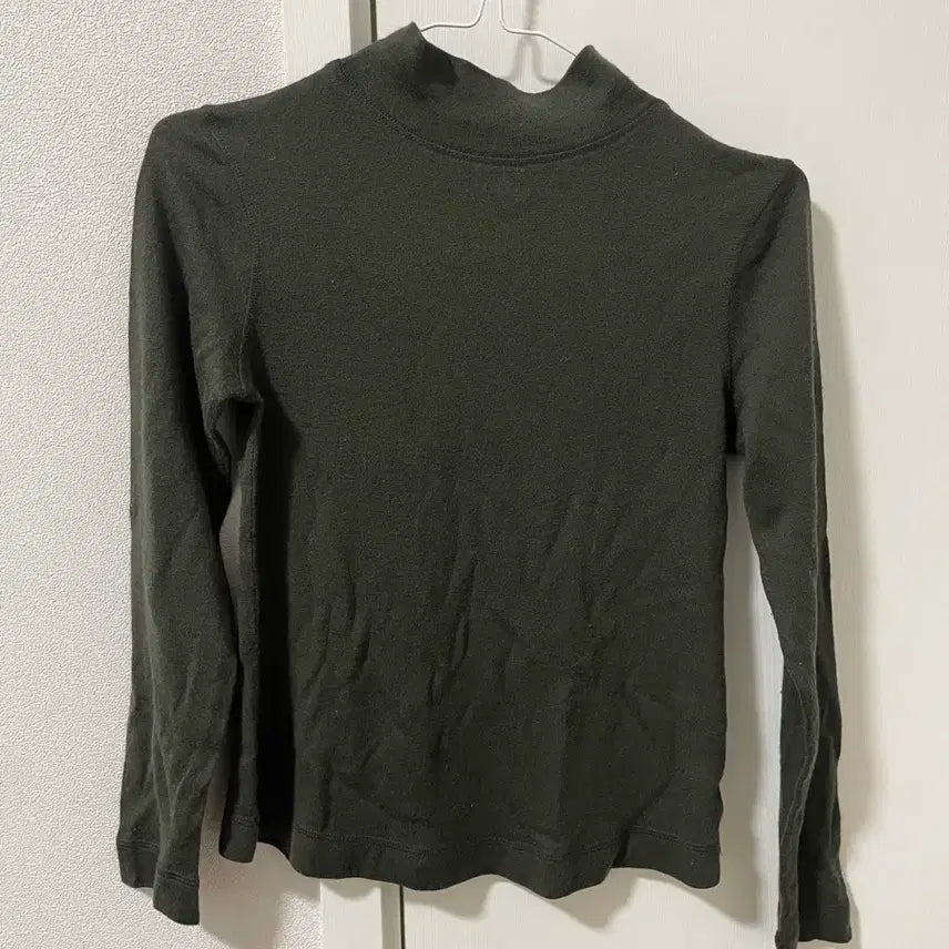 [SOLD OUT] 딥그린 하이넥 니트