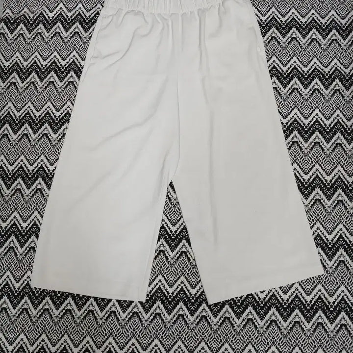 [BUNJANG] H&amp;M Coolmax Wide Pants / H&amp;M 화이트 쿨맥스 와이드 팬츠
