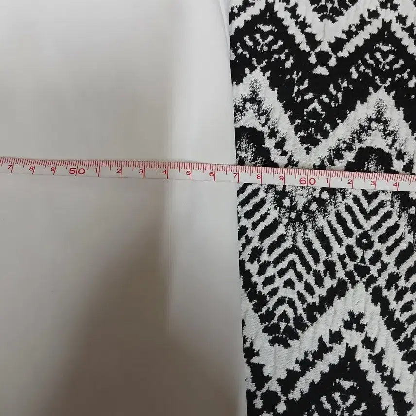 [BUNJANG] H&amp;M Coolmax Wide Pants / H&amp;M 화이트 쿨맥스 와이드 팬츠