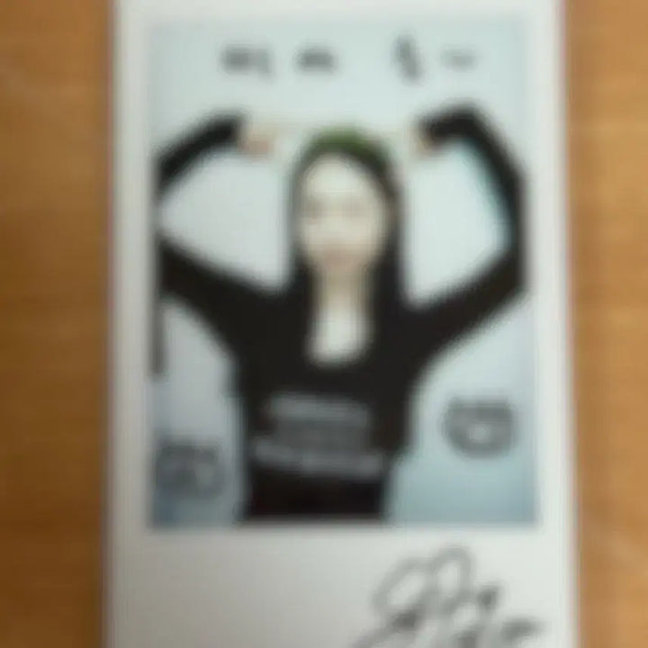 [SOLD OUT] 트리플에스 김수민 낙서 싸인 폴라로이드