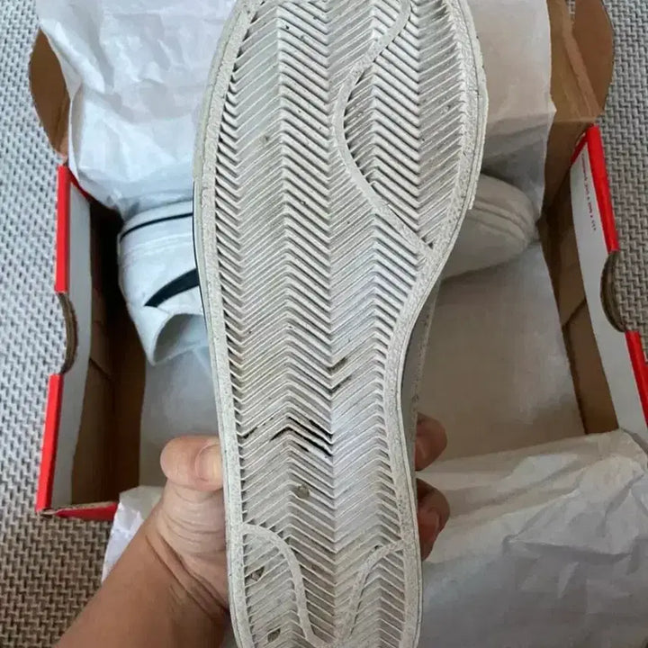 [BUNJANG] Nike Court Legacy Sneakers / [풀구성/250] 나이키 코트레거시 스니커즈