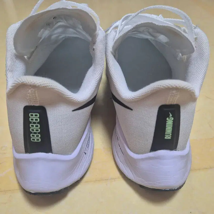 [SOLD OUT] [255] 나이키 페가수스37 바이올렛 런닝화 bq9646-103