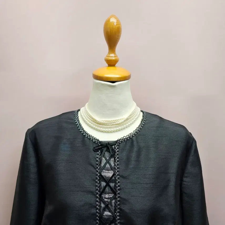 [BUNJANG] Jeon Sang Jin Black Blouse / 디자이너 전상진 블랙 블라우스