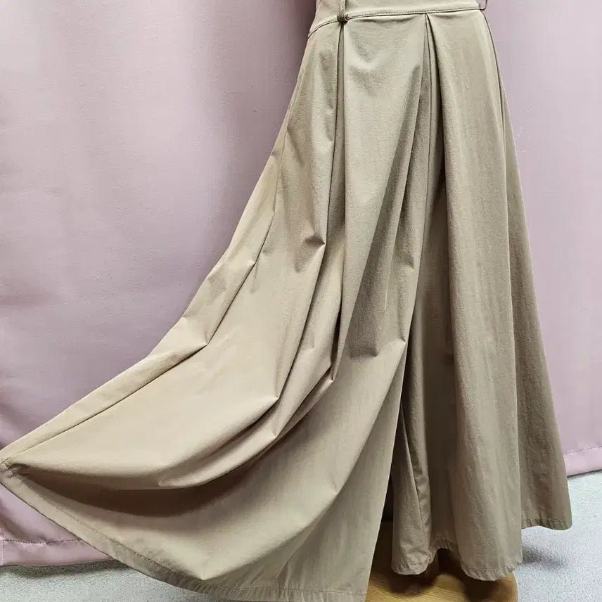 [SOLD OUT] 바스락 스판 베이지 핀턱 와이드 팬츠