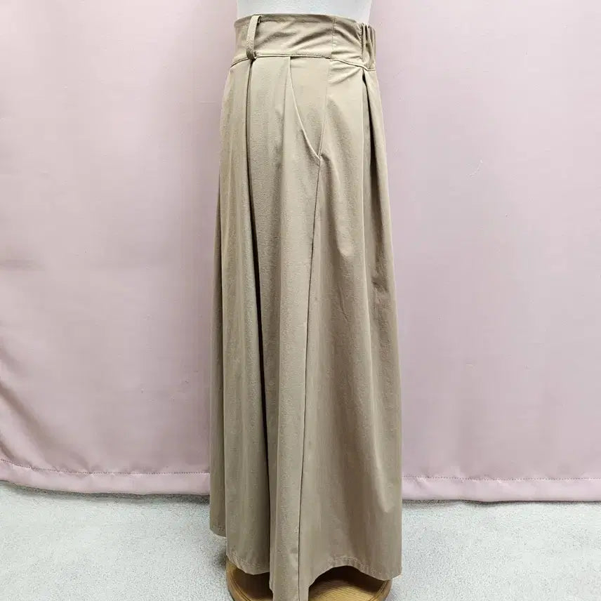 [SOLD OUT] 바스락 스판 베이지 핀턱 와이드 팬츠