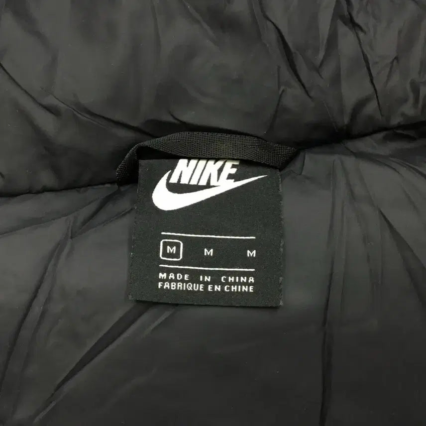 [BUNJANG] Nike Monochrome Hooded Down Padded Jacket / 나이키 모노크롬 후드 다운 패딩 M