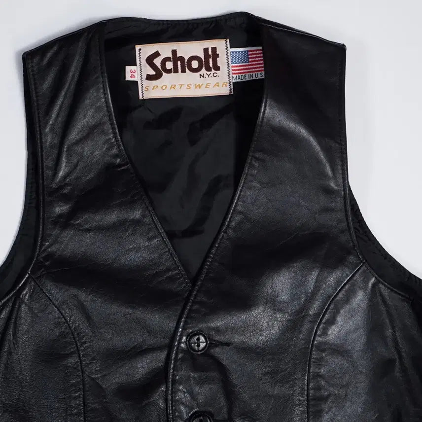 [SOLD OUT] 쇼트 USA Sportswear 레더 베스트