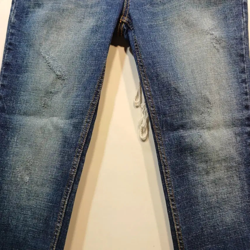 [BUNJANG] Denim Jeans 31 Size Damage Jeans / 데님 청바지 데미지진31사이즈봄가을 64146