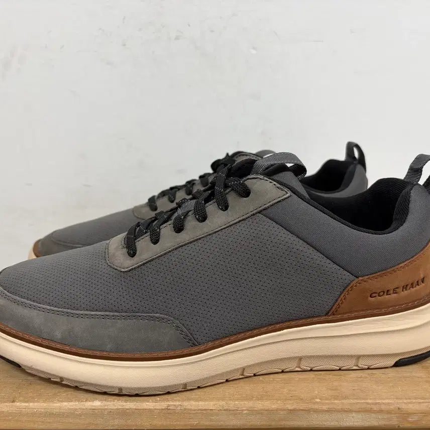 [SOLD OUT] 콜한 남성 스니커즈 285~290