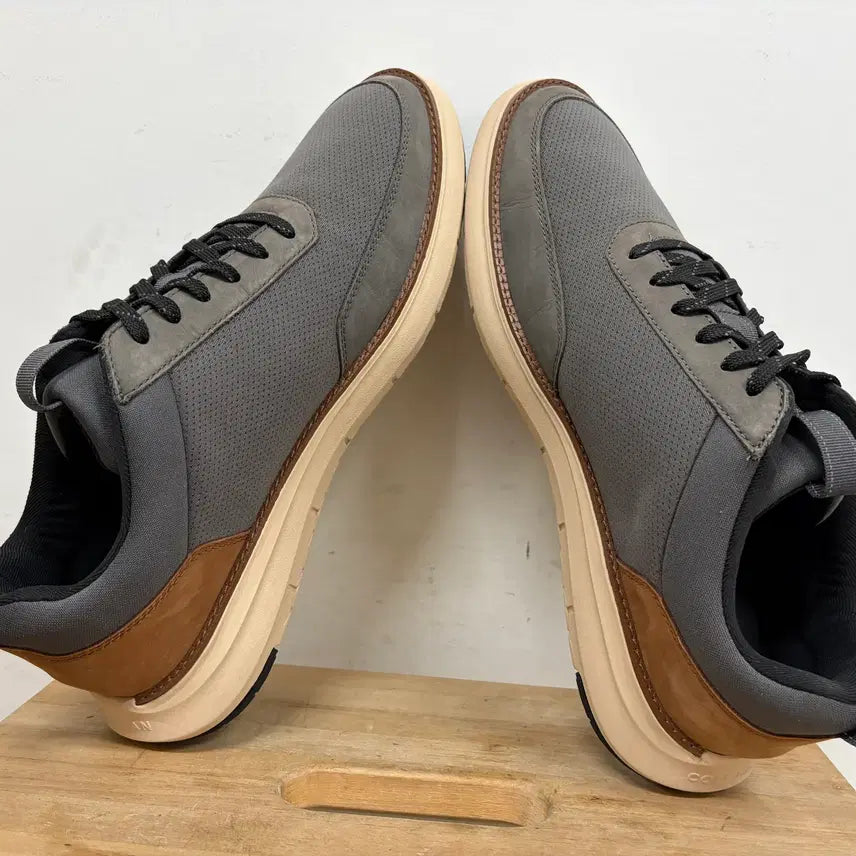 [SOLD OUT] 콜한 남성 스니커즈 285~290
