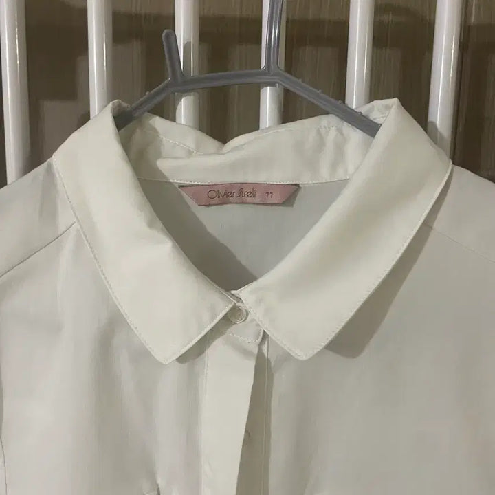 [BUNJANG] Olivia Strehl White Shirt (Size 66) / 올리비아스트렐 흰셔츠 66 팝니다