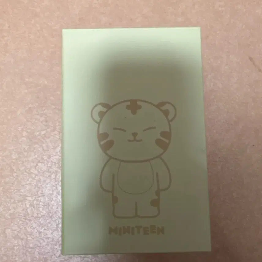 [BUNJANG] MiniTin Mood Lamp / 미니틴 무드등