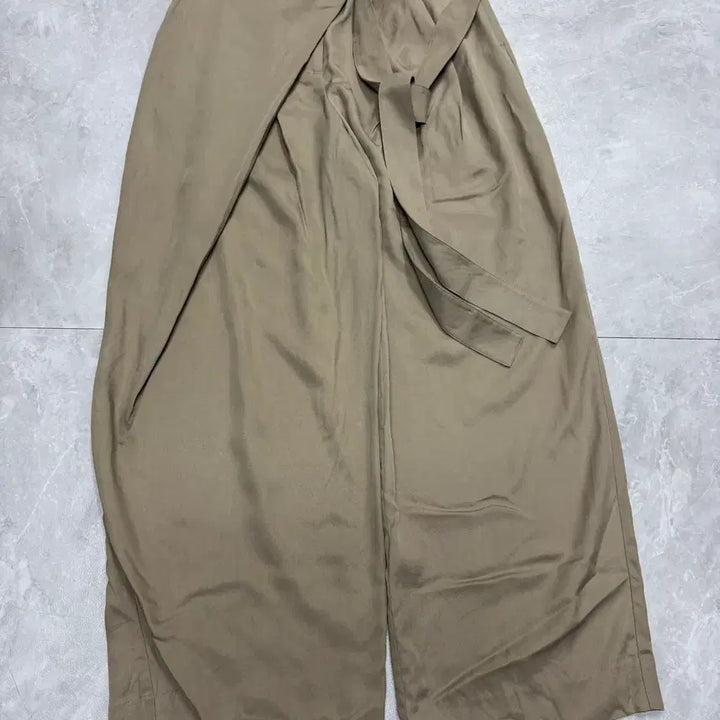 [BUNJANG] COS Fluid Wrap Front Pants / 26 코스 COS 플루이드 랩 프론트
