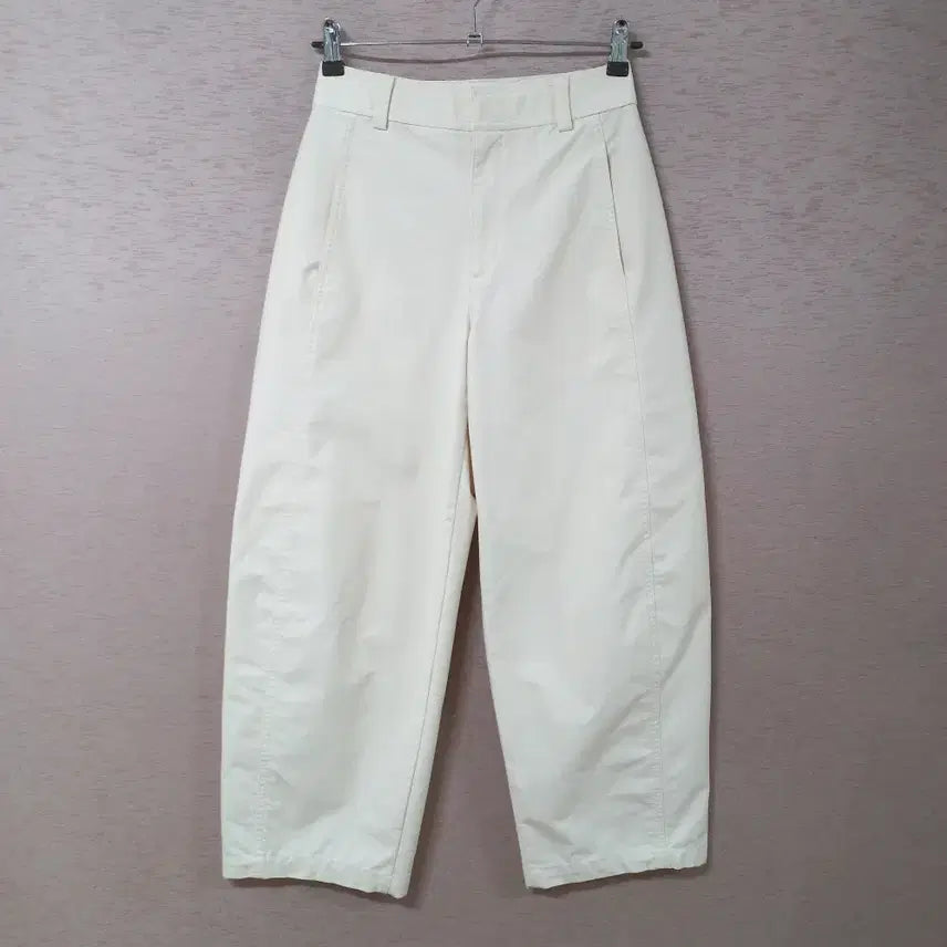 [SOLD OUT] B4-15/유니클로 아이보리 팬츠