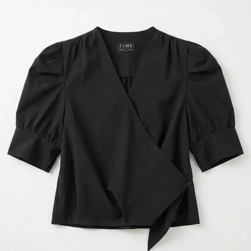 [BUNJANG] TIME Black Wrap Blouse / TIME 타임 블랙 랩 블라우스 반팔