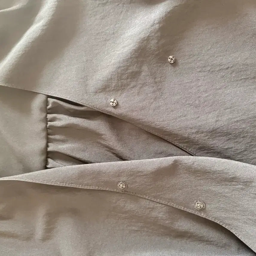 [BUNJANG] TIME Black Wrap Blouse / TIME 타임 블랙 랩 블라우스 반팔