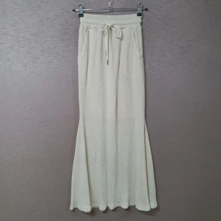 [SOLD OUT] B4-15/아이보리 밴딩 롱스커트 여성