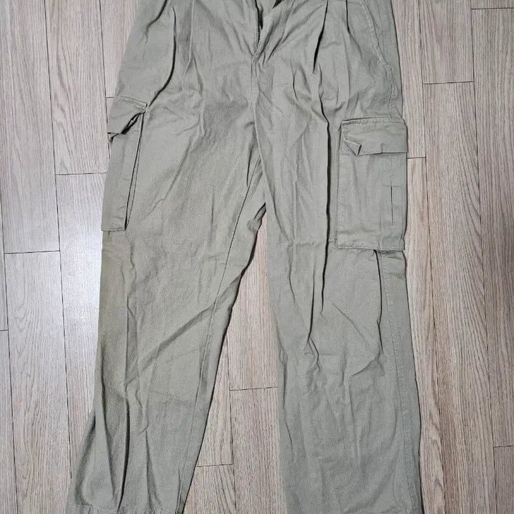 [BUNJANG] Spao Wide Cargo Pants Beige / [m] 스파오 2-WAY 와이드 카고 팬츠 베이지