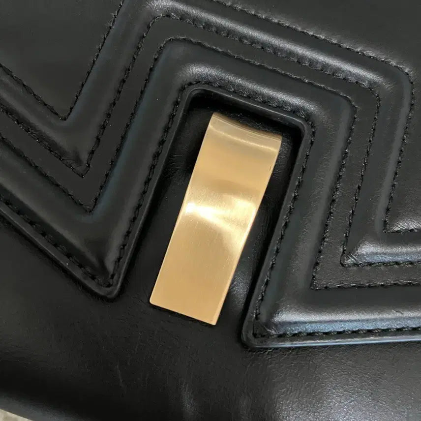 [BUNJANG] Joy Gryson Naomi Large Shoulder Bag / 조이그라이슨 나오미 라지숄더백
